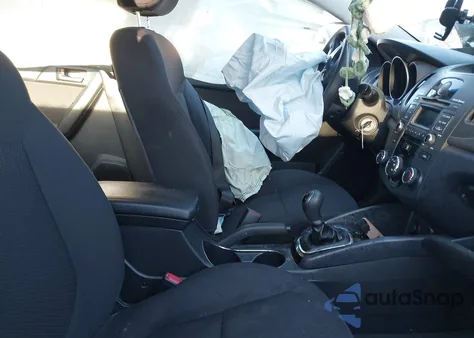 2011 Kia Forte Ex z USA, uszkodzony, nr VIN KNAFU5A29B5348202